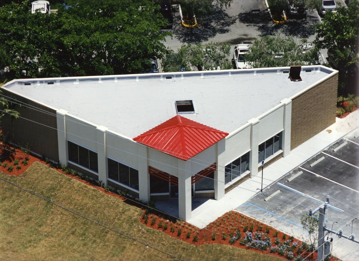 Century21 - Sawgrass Mills - Critical Path Services, Inc. Miami, Florida  Commercial Construction